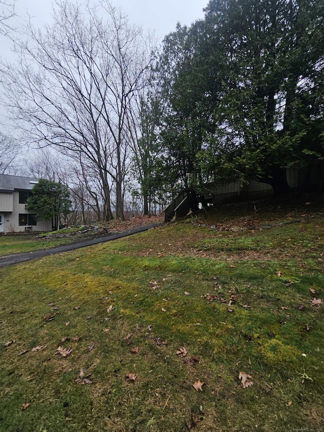 19 Polpis Ln Unit 19, Guilford, CT 06437 - view of grassy yard
