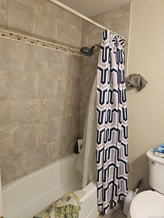 19 Polpis Ln Unit 19, Guilford, CT 06437 - bathroom featuring shower / bath combo and toilet