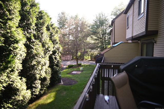 196 New Haven Ave Unit 217, Derby, CT 06418 - view of green lawn