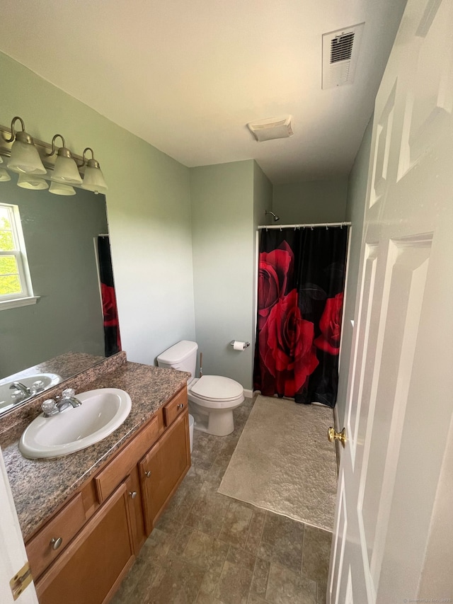 986 E St S, Suffield, CT 06078 - full bathroom with vanity, toilet, and a shower with curtain