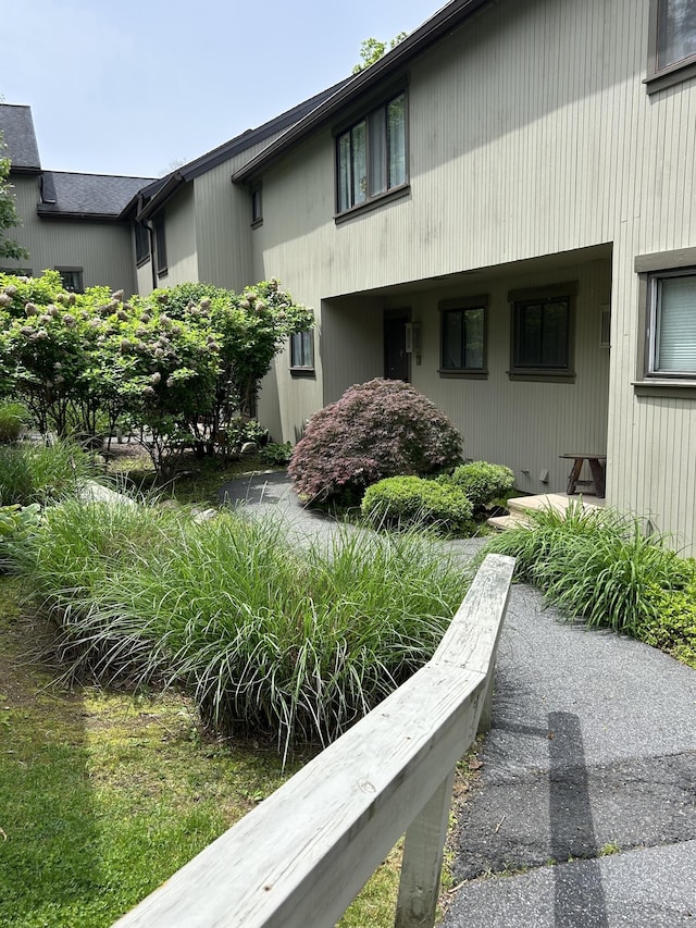 6 Deer Hill Ct Unit 6, Woodbury, CT 06798 - view of surrounding community
