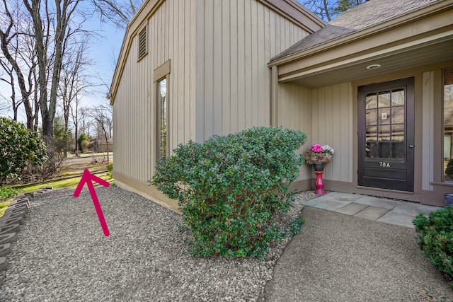 78 Heritage Vlg Unit A, Southbury, CT 06488 - property entrance featuring a shingled roof