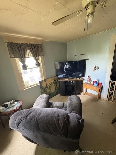 50 N St, Manchester, CT 06042 - carpeted living room featuring a ceiling fan