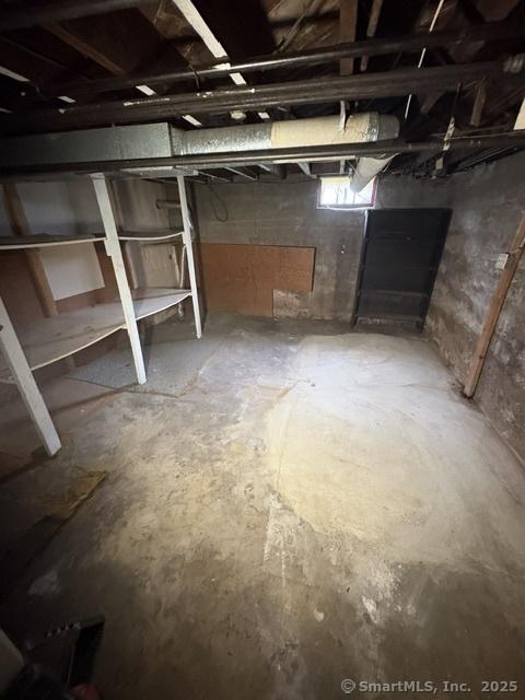 50 N St, Manchester, CT 06042 - view of below grade area