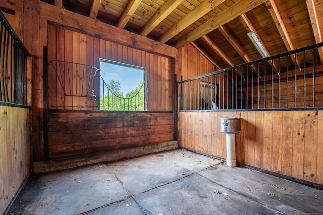 562 Upper Grassy Hill Rd, Woodbury, CT 06798 - view of stable