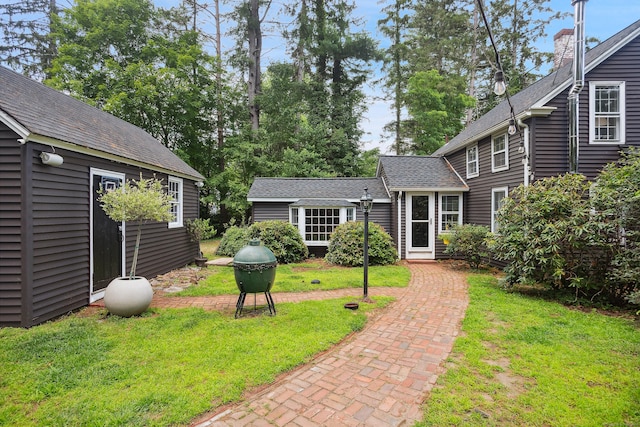 291 Hopmeadow St, Simsbury, CT 06089 - view of grassy yard with an outdoor structure