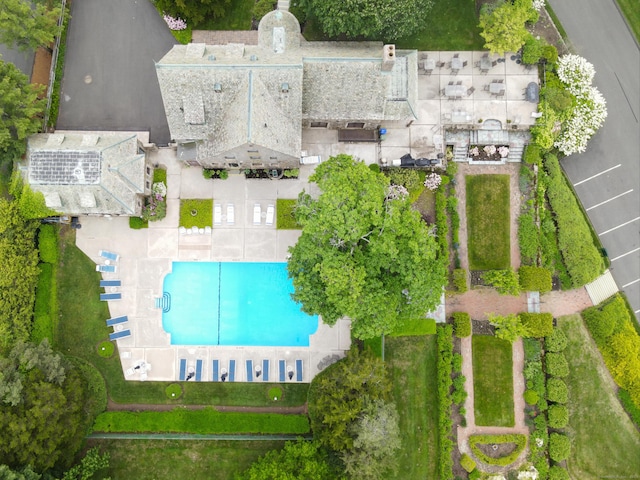 26 Legend Hill Rd Unit 26, Madison, CT 06443 - aerial view of a pool