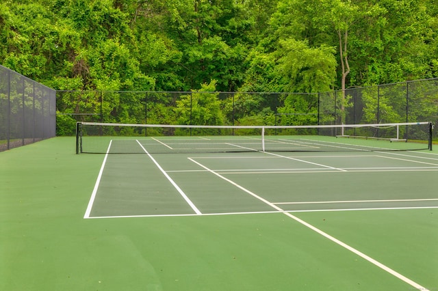 26 Legend Hill Rd Unit 26, Madison, CT 06443 - view of tennis court with a view of trees