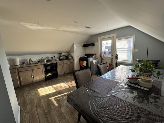 Listing photo 31 - caption unavailable