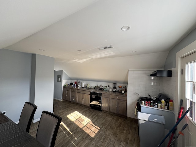 Listing photo 32 - caption unavailable