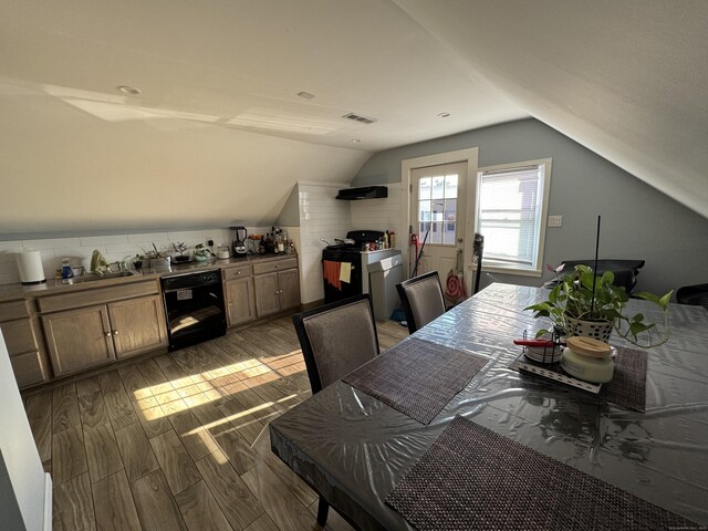 Listing photo 33 - caption unavailable