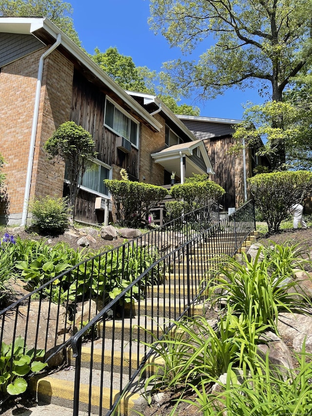 200 Woodmont Ave Apt 127, Bridgeport, CT 06606 - view of home's community