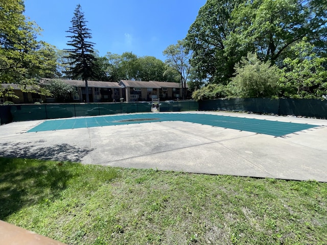 200 Woodmont Ave Apt 127, Bridgeport, CT 06606 - view of community pool