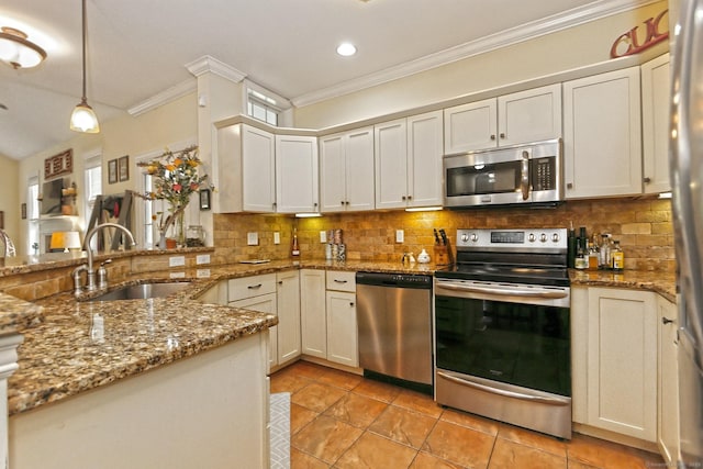 95 S Ridge Ln Unit A203, Berlin, CT 06037 - kitchen featuring appliances with stainless steel finishes, a sink, ornamental molding, light tile patterned flooring, and hanging light fixtures