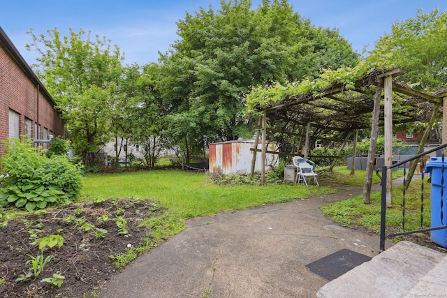 8 3rd St, Norwich, CT 06360 - view of yard