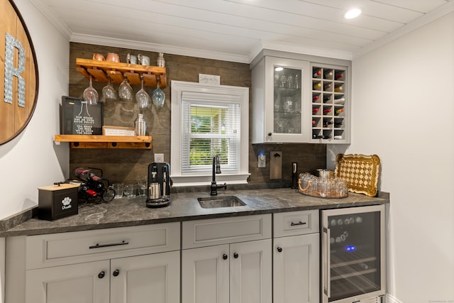 19 Huckleberry Dr S, Norwalk, CT 06850 - indoor bar featuring beverage cooler, crown molding, backsplash, and recessed lighting