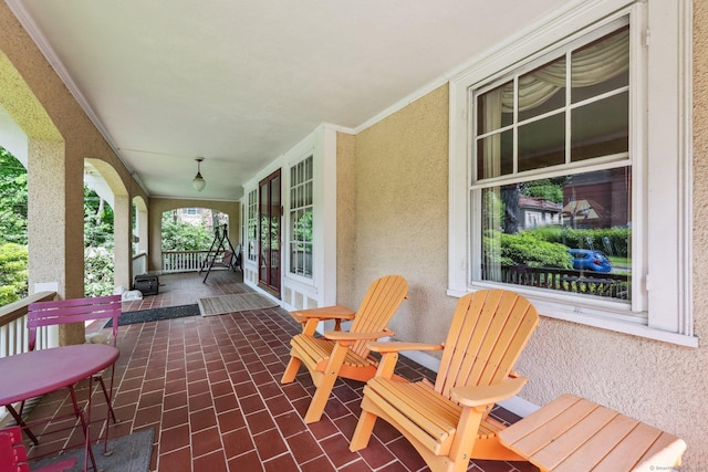 222 N Beacon St, Hartford, CT 06105 - view of porch