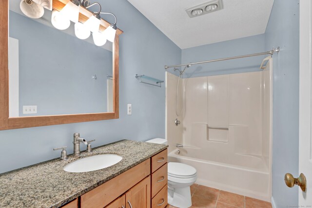 489 Wolcott St Apt 42, Bristol, CT 06010 - full bath featuring tile patterned floors, toilet, vanity, and  shower combination
