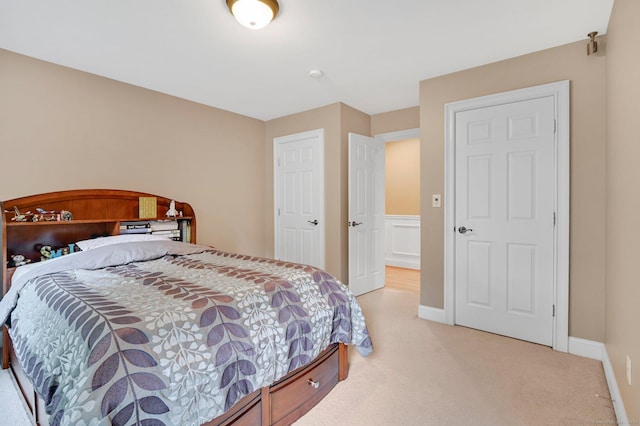 5 Jonathan Dr, Ellington, CT 06029 - bedroom with light carpet and baseboards