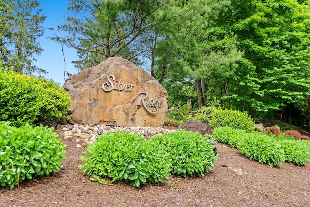 192 Rosewood Ln Unit 192, Berlin, CT 06037 - view of community sign