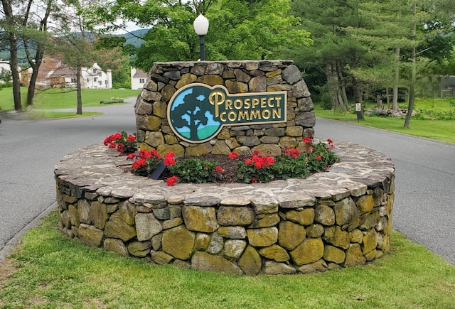 102 Beard Dr Unit 102, New Milford, CT 06776 - community sign featuring a yard