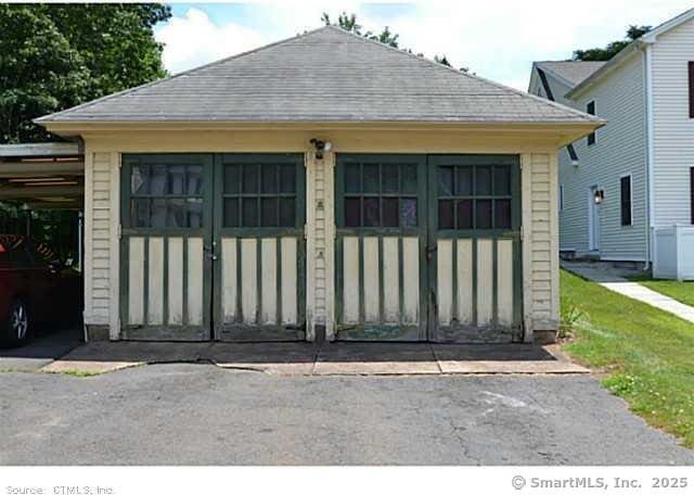 33 Silver St, Branford, CT 06405 - view of gate
