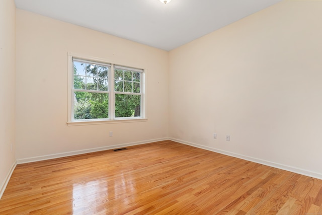 8 Wadsworth Ln, Waterford, CT 06385 - spare room featuring baseboards and light wood-type flooring