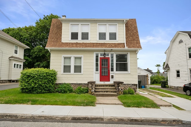58 Gorton St, New London, CT 06320 - colonial inspired home featuring entry steps and roof with shingles