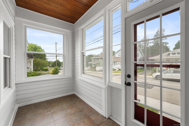 58 Gorton St, New London, CT 06320 - view of unfurnished sunroom