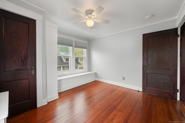 58 Gorton St, New London, CT 06320 - entryway with hardwood / wood-style floors, a ceiling fan, crown molding, and baseboards