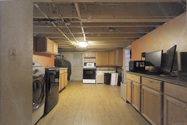 310 Douglas St, Bridgeport, CT 06606 - photo 13