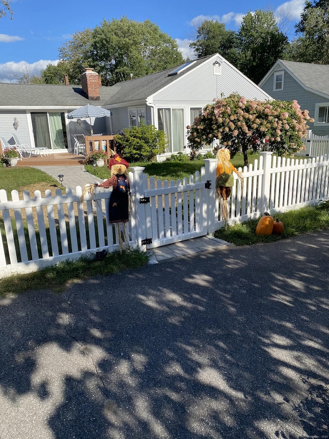 2 Dilliston Rd, Barkhamsted, CT 06063 - view of front of property featuring a fenced front yard