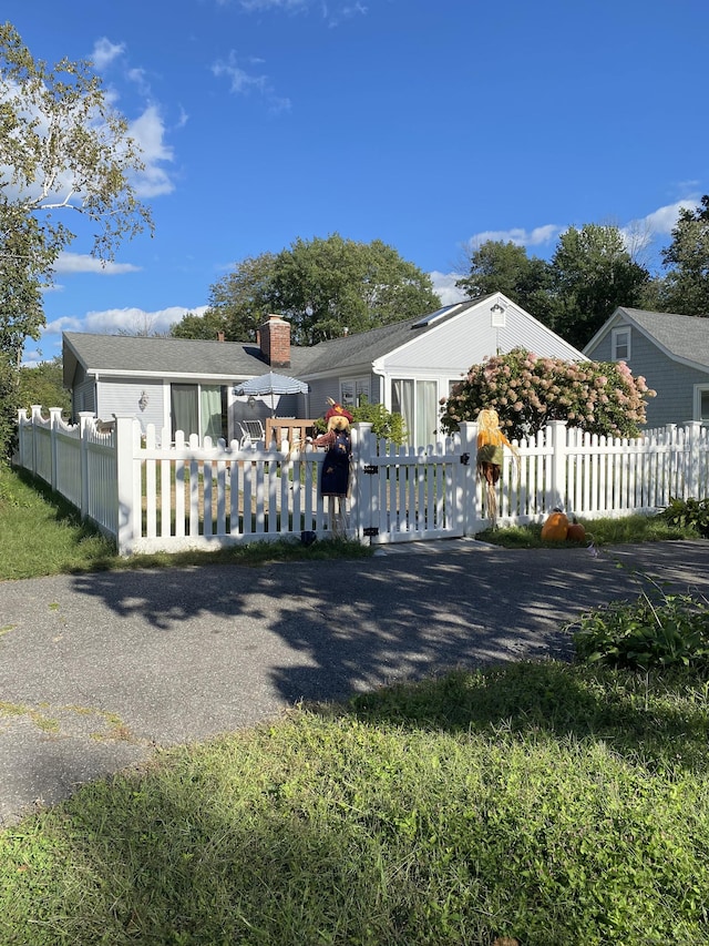 2 Dilliston Rd, Barkhamsted, CT 06063 - bungalow featuring a fenced front yard