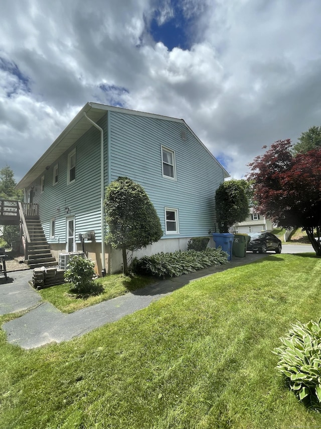 322 Beth Ln, Waterbury, CT 06705 - photo 2