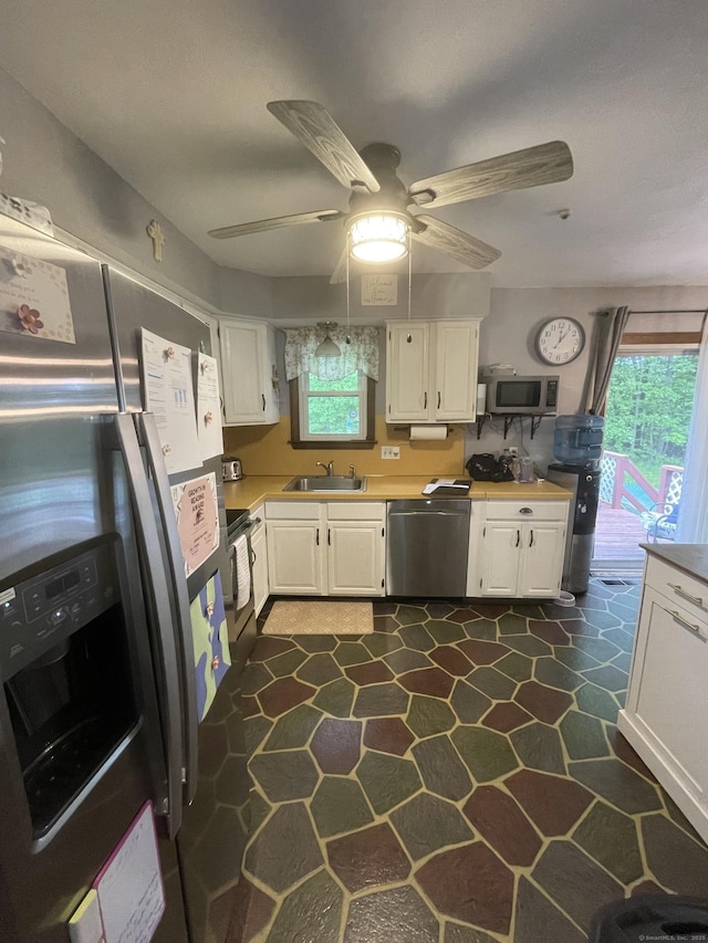 322 Beth Ln, Waterbury, CT 06705 - photo 14