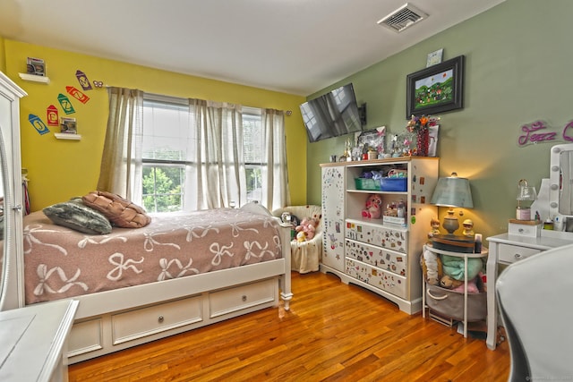 354 Lynne Pl, Bridgeport, CT 06610 - bedroom with wood finished floors