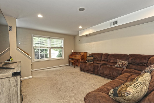 354 Lynne Pl, Bridgeport, CT 06610 - living room with carpet, baseboards, and recessed lighting