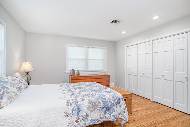 28 Sherry Ln, Danbury, CT 06811 - bedroom featuring light wood-style floors, a closet, and recessed lighting