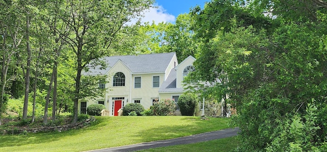 500 High Ridge Rd, Southbury, CT 06488 - colonial-style house featuring a front yard