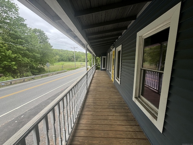 29 Middle Tpke, Mansfield, CT 06268 - view of deck