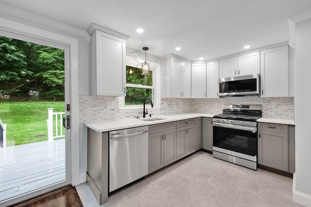 20 Foster Dr, Vernon, CT 06066