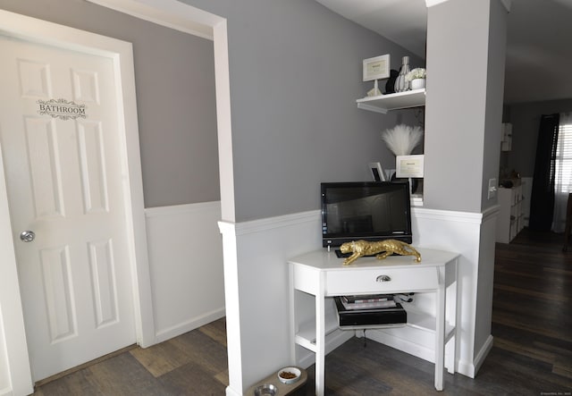 155 Cedar St, New Haven, CT 06519 - detailed view of wood finished floors