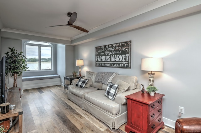 714 Popes Island Rd Unit 714, Milford, CT 06461 - living area with ceiling fan, hardwood / wood-style flooring, ornamental molding, and baseboards