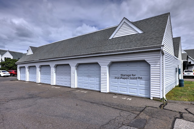 714 Popes Island Rd Unit 714, Milford, CT 06461 - view of garage