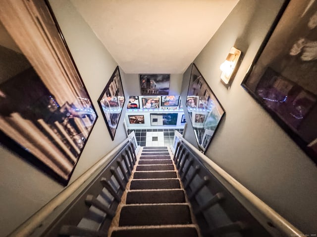 523 Wauregan Rd, Killingly, CT 06239 - view of stairway