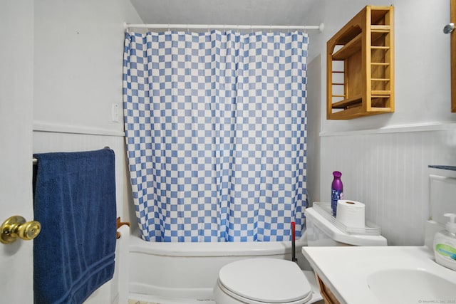 19 Litchfield Pl, Rocky Hill, CT 06067 - full bathroom with wainscoting, shower / tub combo, and vanity
