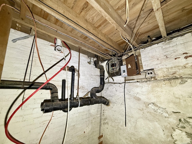 37 Aldrich Ave, Plainfield, CT 06354 - detailed view of wooden ceiling