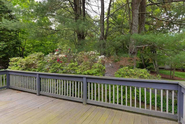 881 Heritage Vlg Unit B, Southbury, CT 06488 - view of deck