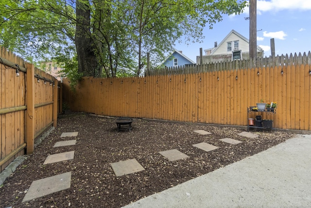 128 Mill River St, New Haven, CT 06511 - view of fenced backyard