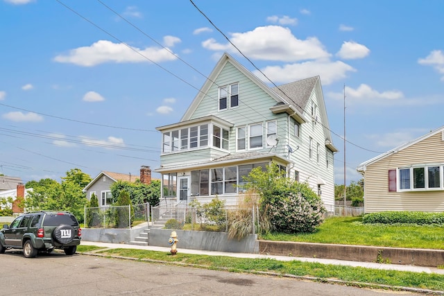 174 Franklin Ave, Stratford, CT 06614 - traditional style home with a shingled roof